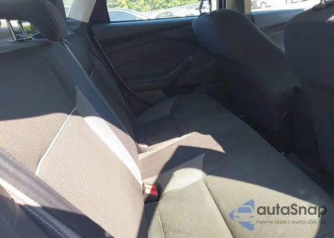 2012 Ford Focus Se из США, поврежденный, VIN 1FAHP3F2XCL229707